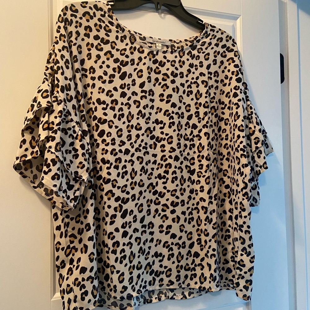 Boutique leopard shirt